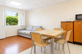 Vente Appartement Deux-pièces (statut Local commercial) – fort potentiel locatif Paris 10