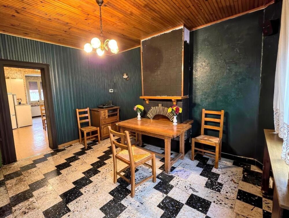 Vente Maison HIRSON (02) - ? Maison 2 chambres avec cour et remise. Idéal investisseurs ! Hirson