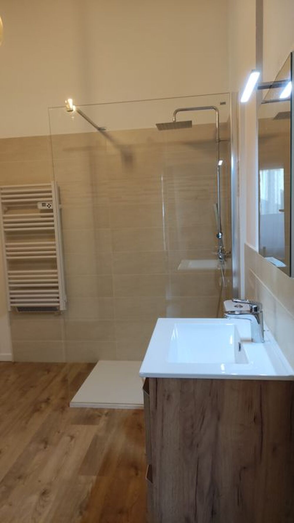 Location Appartement Appartement de 40m2 à louer sur Jonquières-Saint-Vincent Jonquieres saint vincent
