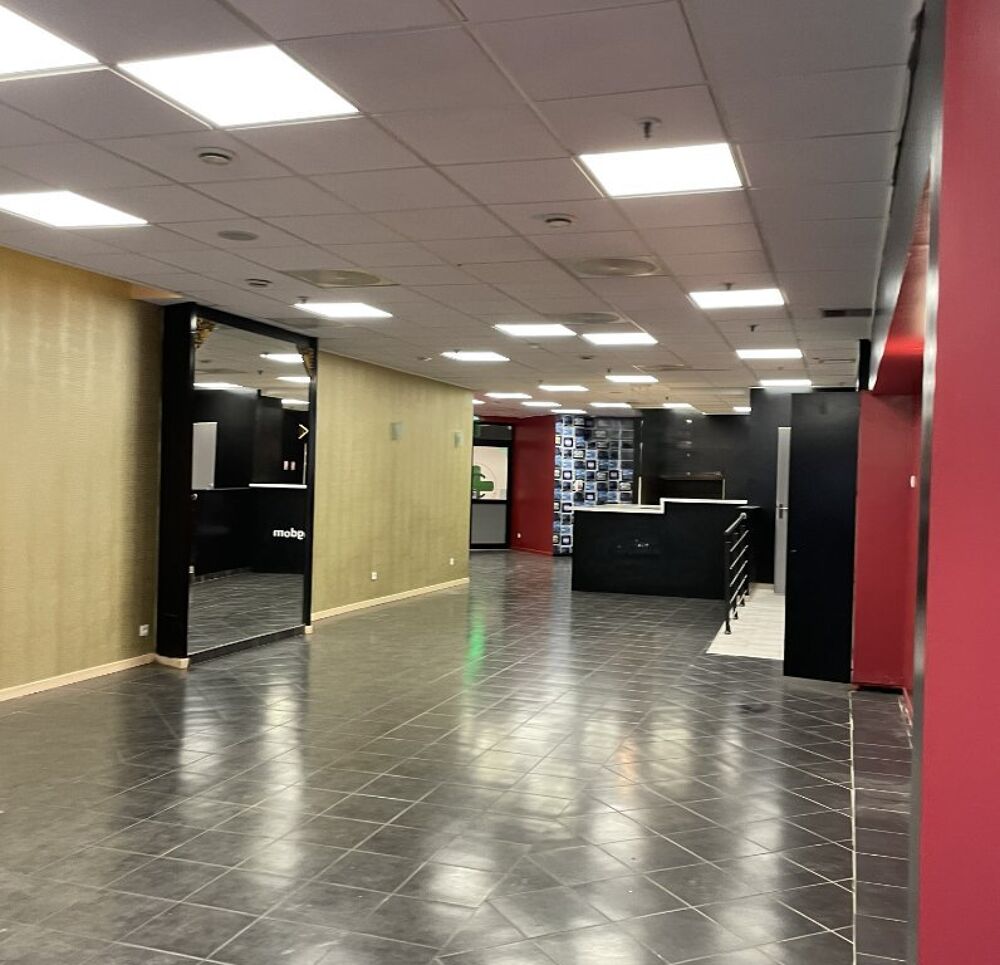   A VENDRE - LOCAL COMMERCIAL 