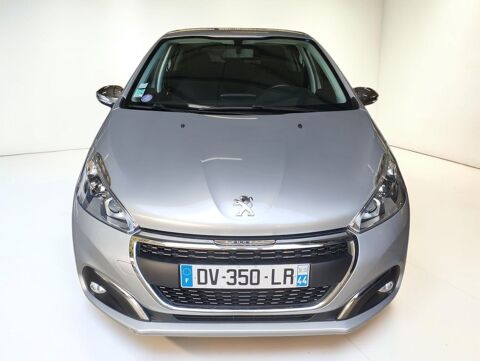 208 1.2 VTI 82 5P 2015 occasion 06640 Saint-Jeannet