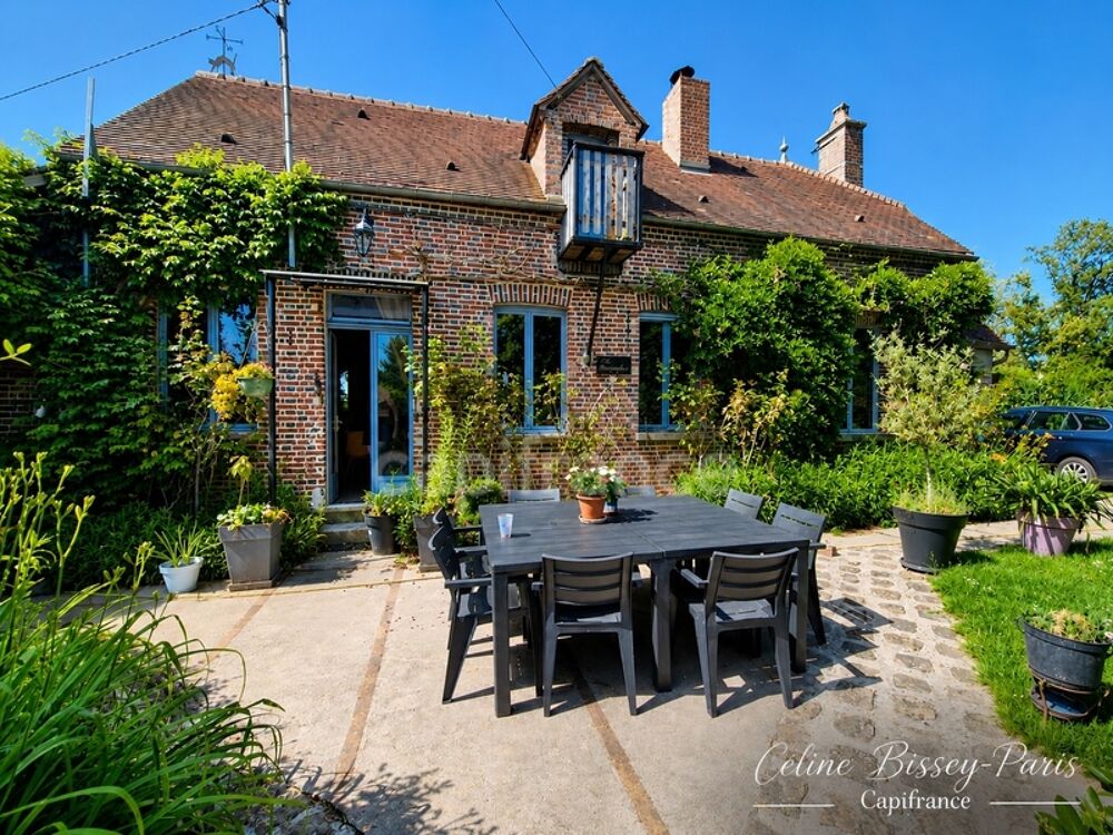 Propriéte à vendre 6 pièces 175M2 BERULLE (10), 13283 M2 de terrain, 4 chambres, Cuisine equipée, carport 2 voitures avec branch