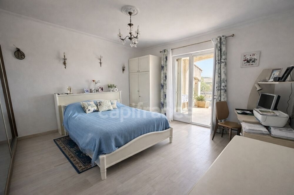 � vendre  Propri�t�/ch�teau Lauris (84360)