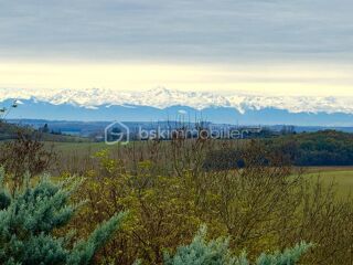  Maison � vendre 9 pi�ces 202 m�