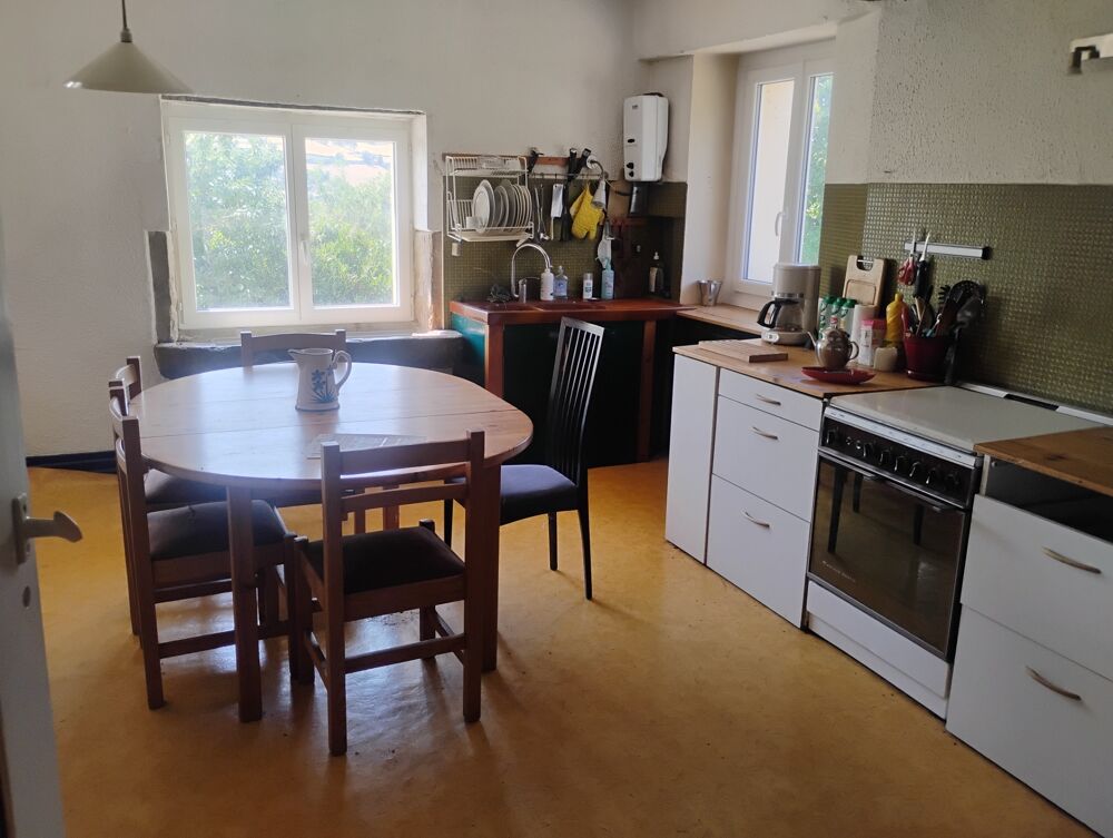 Vente Maison Coup de cœur : Charme, authenticité et potentiel  Maison mitoyenne 5 pièces SAINT PIERRE LE VIEUX (71) Saint pierre le vieux