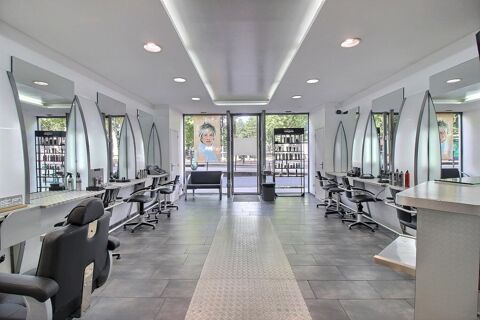   EXCLUSIVITE SAINT ETIENNE - SALON DE COIFFURE 9 POSTES 