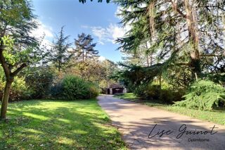  Maison � vendre 10 pi�ces 240 m�