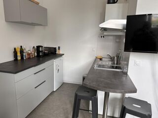  Appartement à louer 1 pièce 28 m²