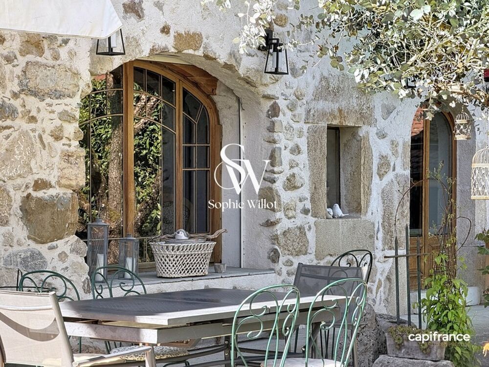 Maison de Famille de charme & de caractère à vendre 11 pièces