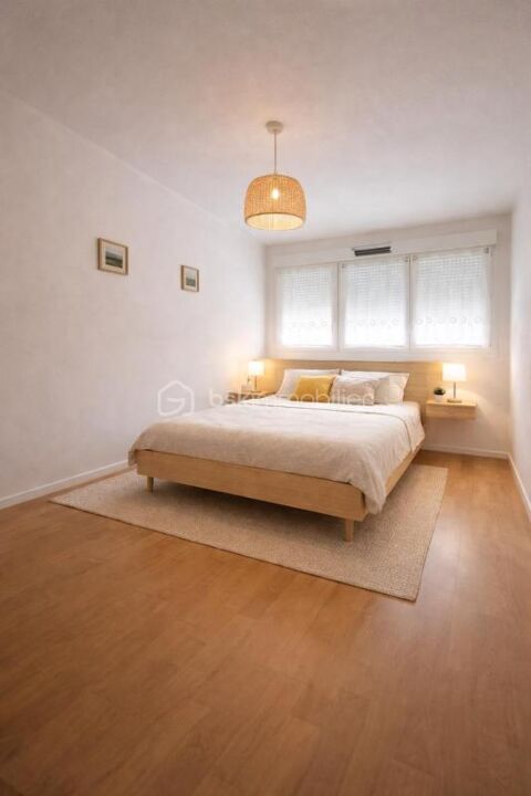   Appartement avec stationnement privé et box en cave Appartement - 2 pièce(s) - 50 m²