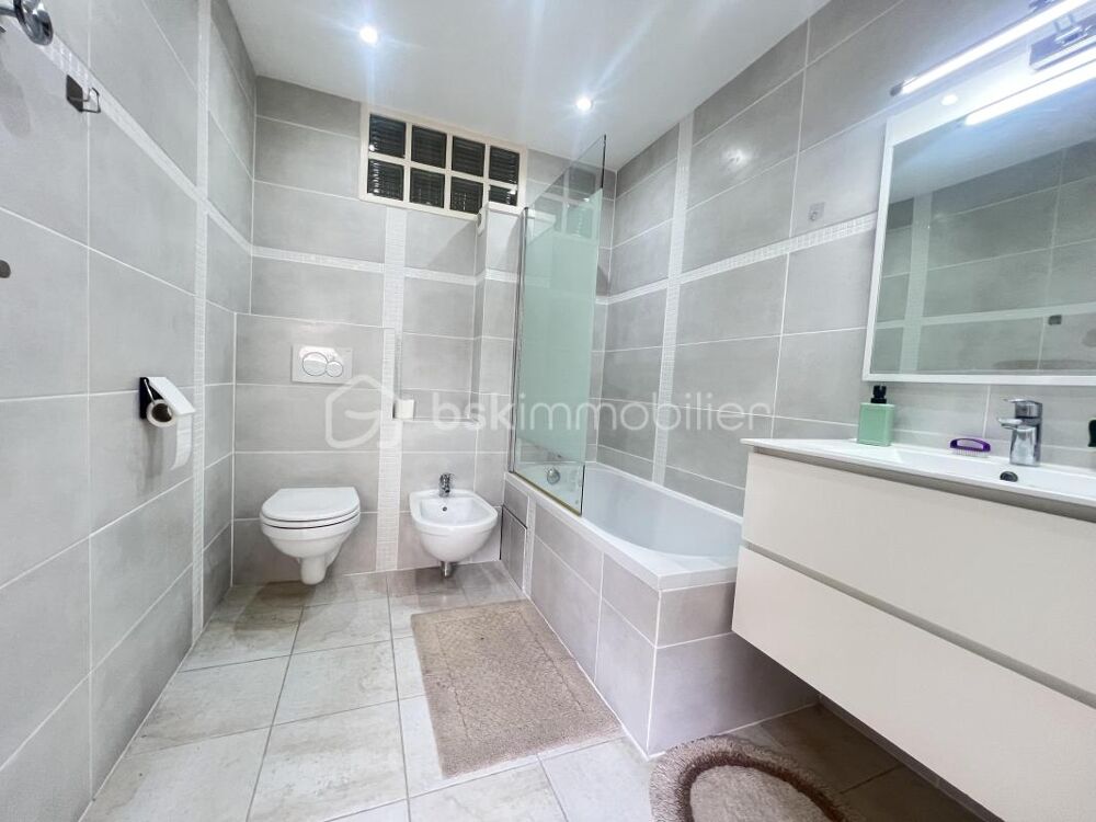 Vente Maison Maison de charme 77 m²/SOUS-SOL TOTAL /Garage Ivry sur seine