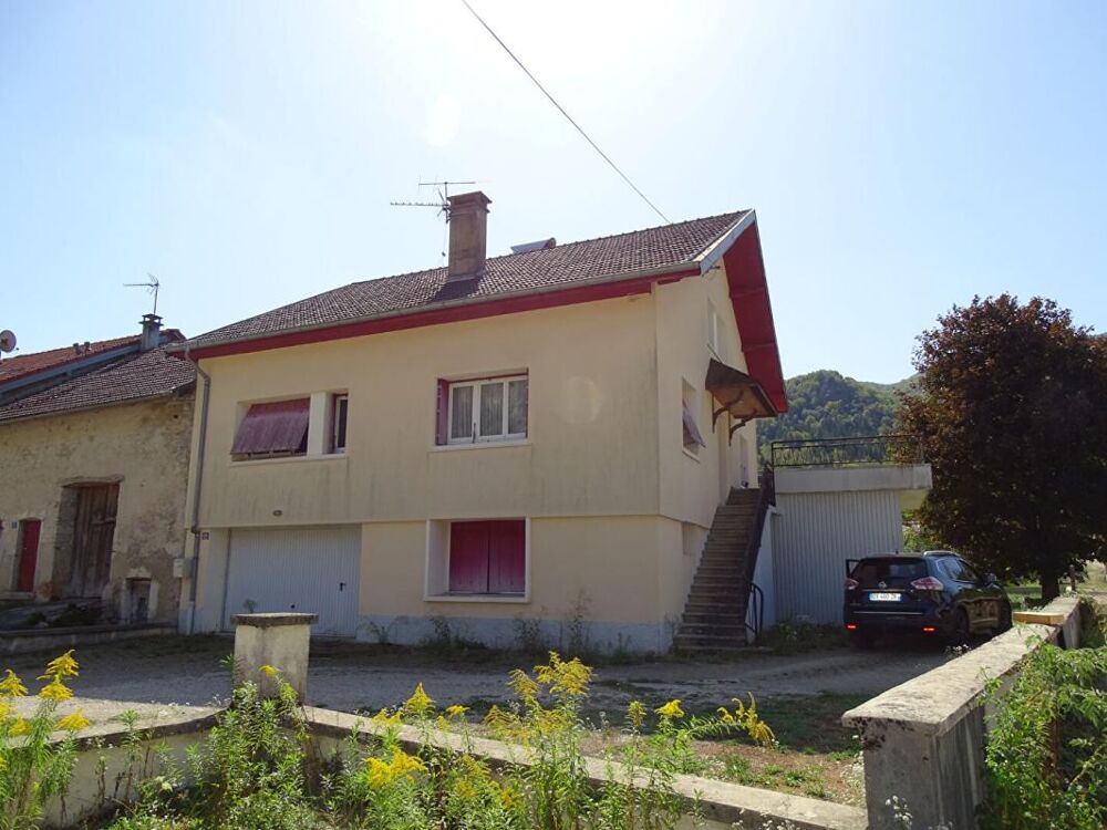 Vente Maison Maison Vaux Les St Claude 6 pièce(s) 185 m2 avec garage et terrain Vaux les saint claude