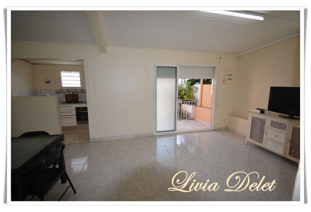 Vente Maison Lot de 2 maisons mitoyennes – Saint-Pierre (Martinique) – Idéal investisseurs & résidents - Prix négociable! Saint pierre