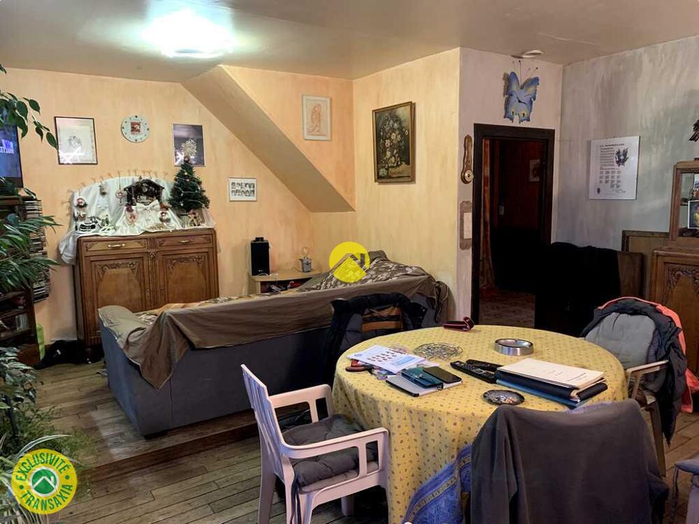 MAISON AVEC TERRAIN 6300 M²