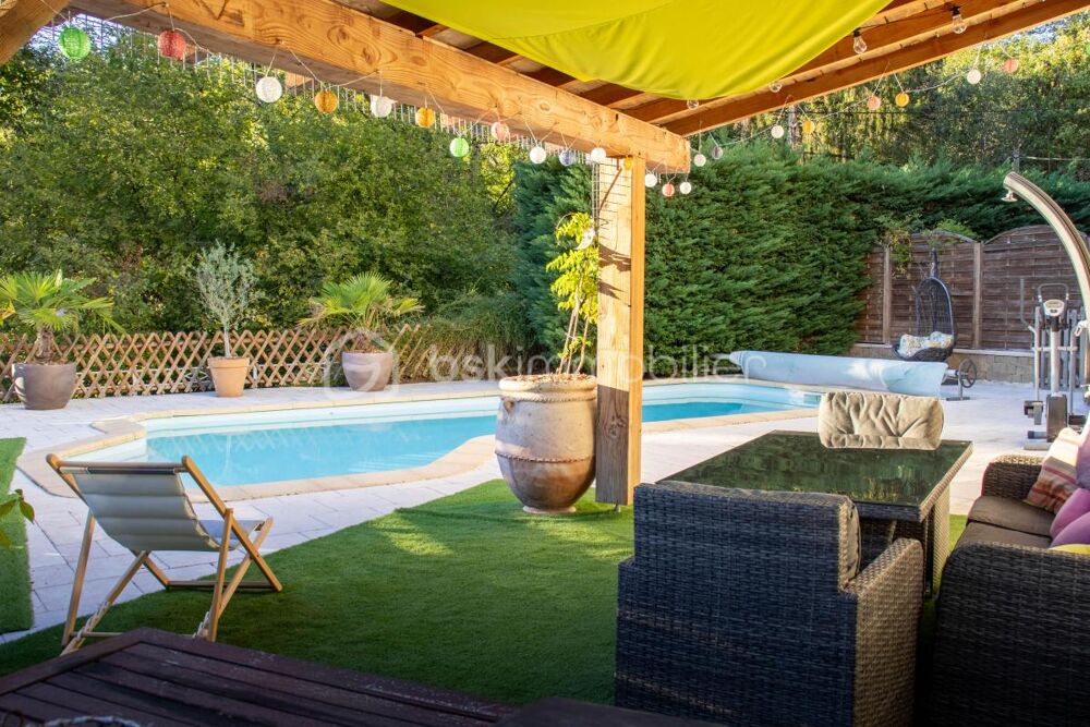 Vente Maison Maison avec piscine plein sud, jacuzzi et terrain arboré Decazeville