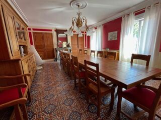  Propriété/château à vendre 7 pièces 181 m²