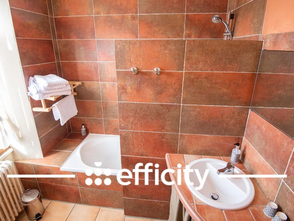 à vendre  Propriété/château Valdeblore (06420)