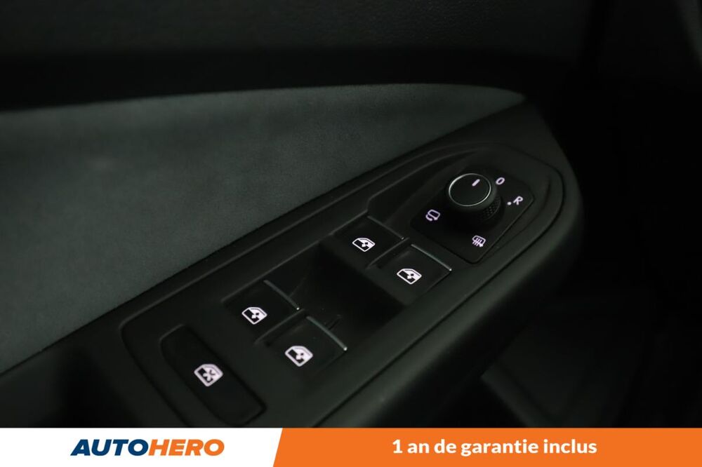 Golf VIII 1.5 eTSI OPF R-Line DSG7 150 ch 2023 occasion 92130 Issy-les-Moulineaux