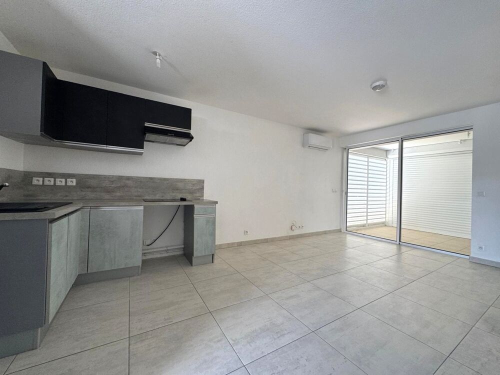 STUDIO EN REZ-DE-JARDIN À VENDRE SUR CUL-DE-SAC, SAINT-MARTIN (97150)
