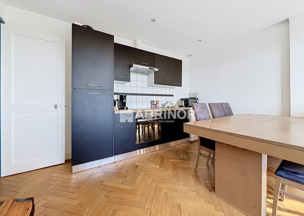 Vente Appartement Appartement Haussmannien 2 chambres vendu loué au Croisé-Laroche Marcq en baroeul