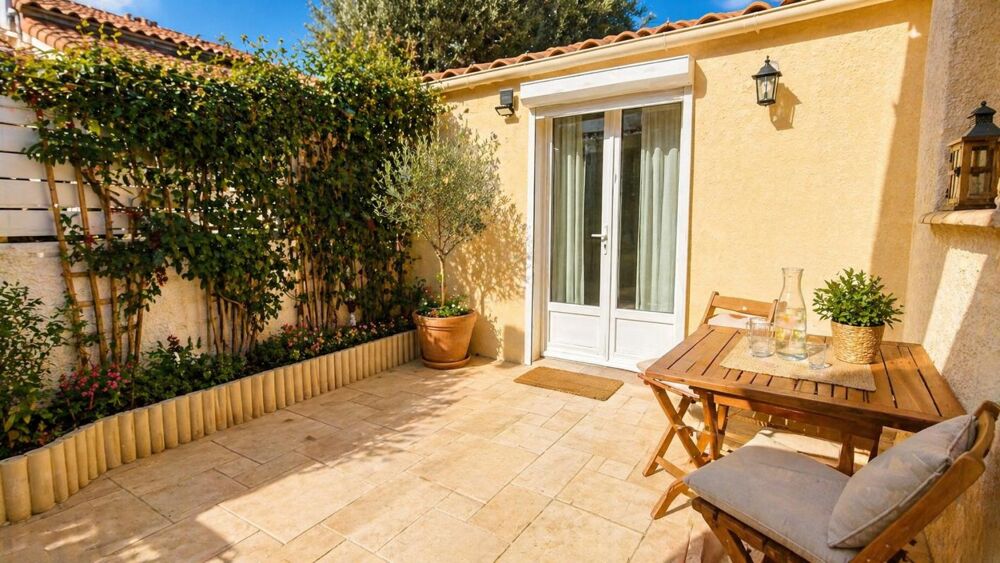 Maison T3 avec cour privative à Saint-Pierre-la-Mer ? Chambre RDC, proche plage et commerces