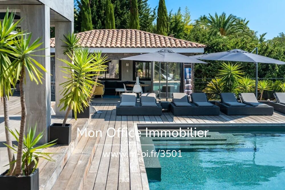 Référence : 5819-SIC. - Villa de luxe vue mer!