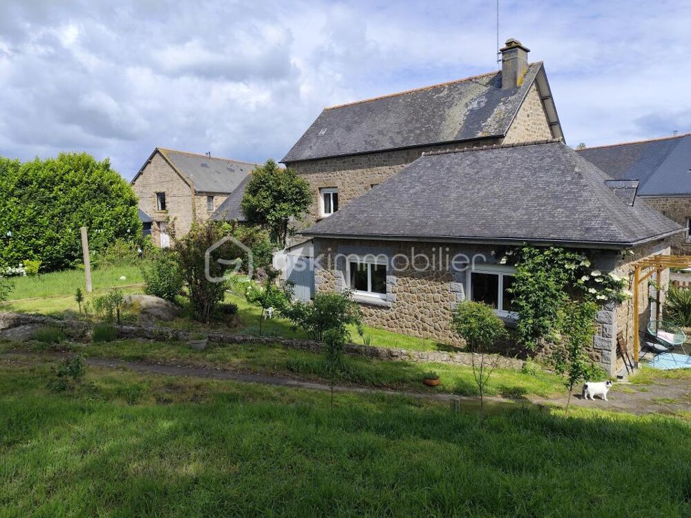 Spacieuse maison de hameau de 107 m2 avec grand terrain et beau potentiel