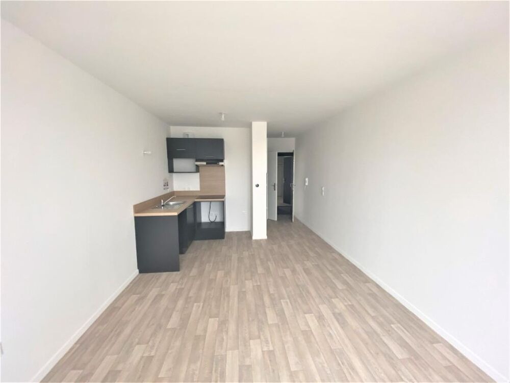 Location Appartement T2 avec balcon et parking à CORBEIL ESSONNES Corbeil essonnes