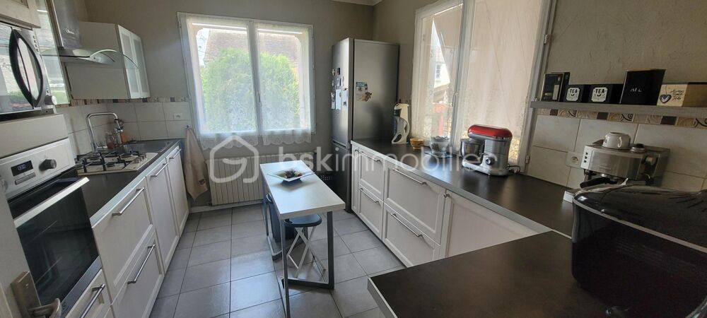 MAISON 130 M² 6 PIECES 4 CHAMBRES