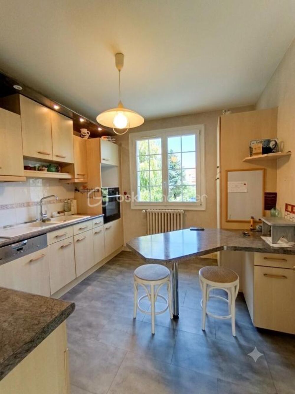 Bertrand JOUBERT By BSK IMMOBILIER vous propose à 'Chambray-Les-Tours'