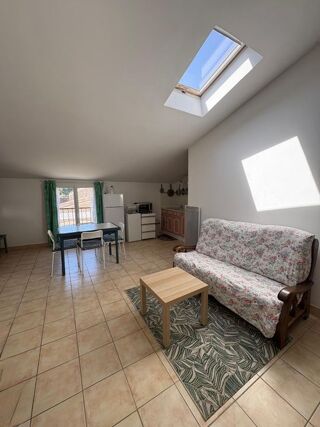 Appartement à louer 2 pièces 50 m²