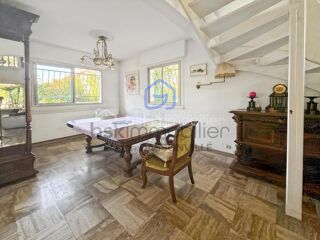  Maison à vendre 10 pièces 284 m²