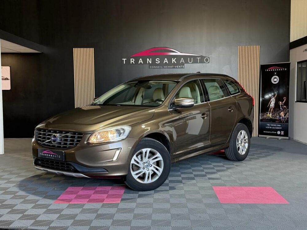 XC60 I Phase 2 D3 2.0 TDi 16V FWD 150 cv MOMENTUM 2015 occasion 85190 Venansault