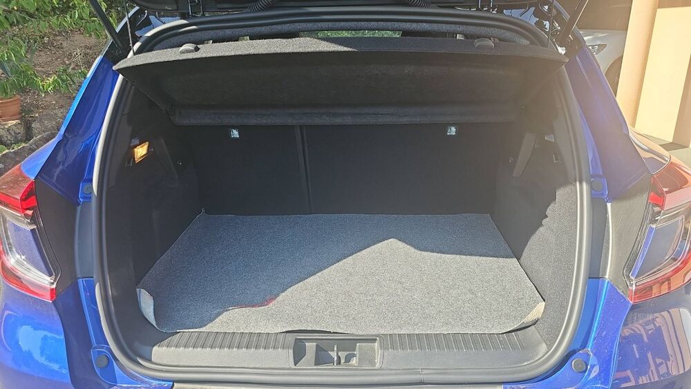 Captur 1.6 E-Tech Full Hybrid 160 BVA6 Engineered - Automatique 2024 occasion 85500 Les Herbiers