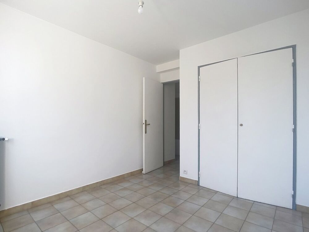 Indre et Loire, Tours nord, dans quartier calme, T2 avec cave et place de parking