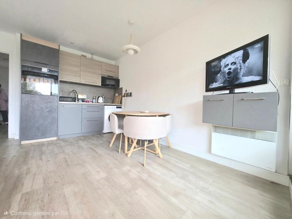 Appartement Cavalaire Sur Mer 2 pièce(s) TERRASSE PISCINE 31 m2 229000 EUR