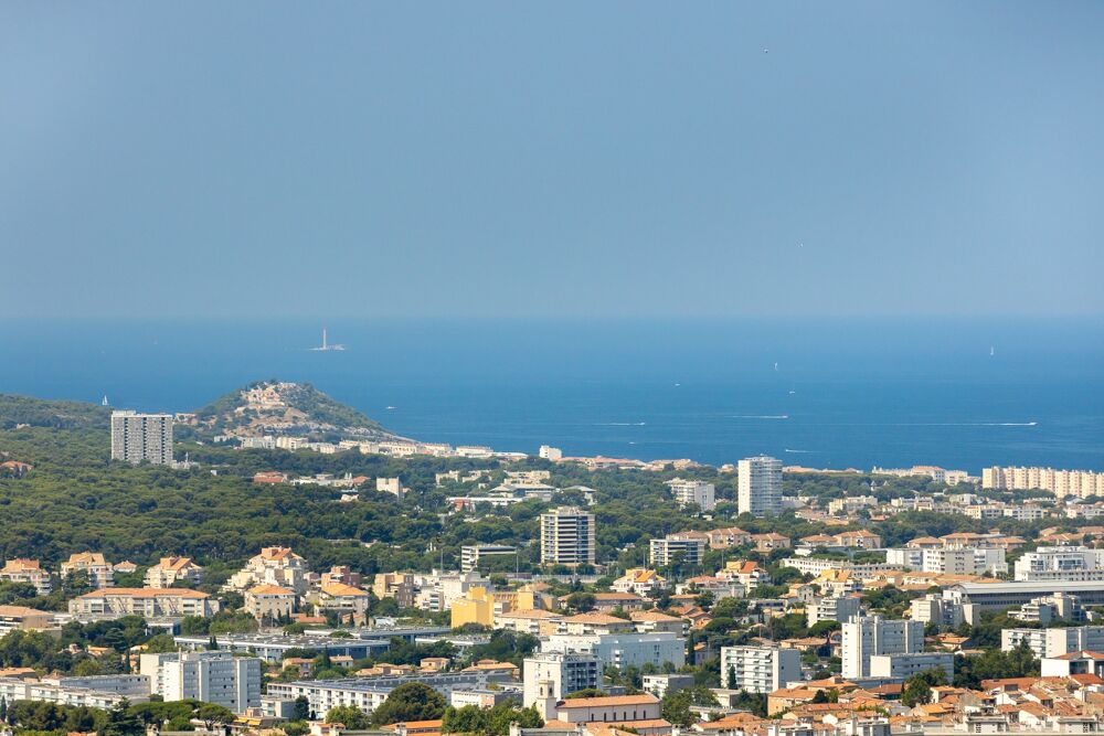 ***VISITE VIRTUELLE DISPONIBLE...SUPER ROUVIÈRE...MARSEILLE 9?...5 PIÈCES DE 118,56 M²...VUE MER PANORAMIQUE...GARAGE ET CAVE***