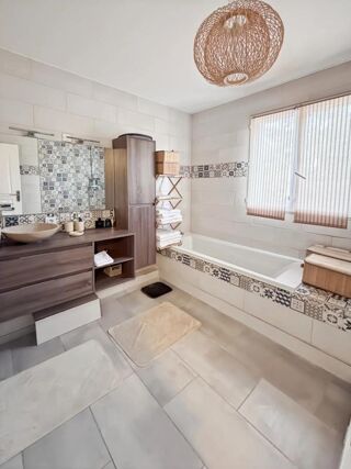  Maison � vendre 8 pi�ces 209 m�