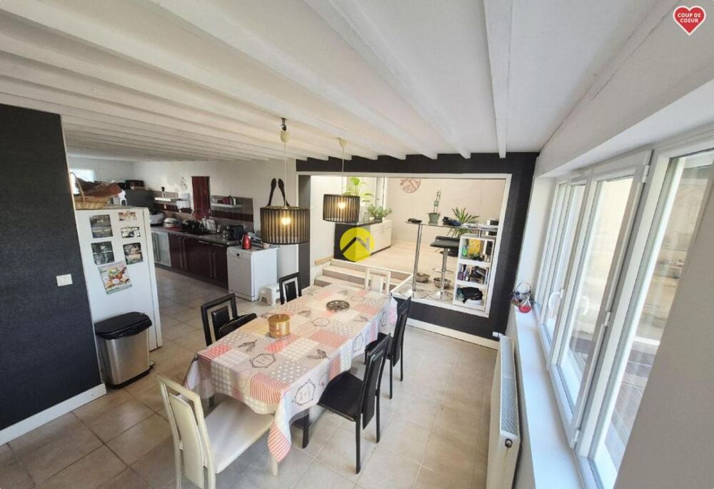 Vente Maison grande maison familiale Chezal benoit