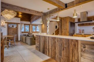  Chalet à vendre 8 pièces 223 m² La clusaz