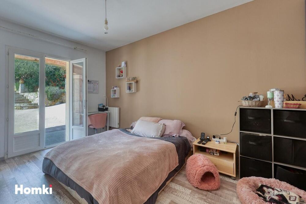 � vendre  Villa Rocbaron (83136)