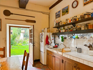  Propri�t�/ch�teau � vendre 9 pi�ces 315 m�