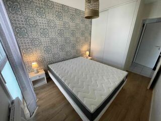  Appartement à louer 2 pièces 50 m²