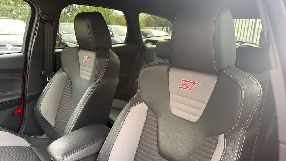 Focus 2.0 TDCi 185 BVA6 ST - Automatique 2018 occasion 37230 Fondettes
