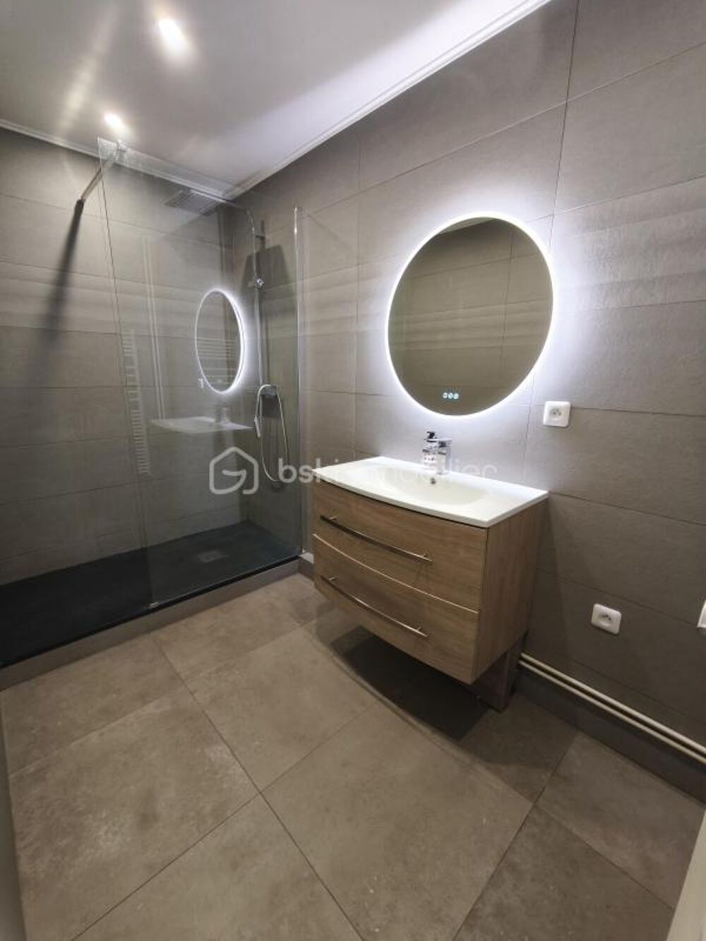 Vente Appartement Appartement 3 pièces de 65m² avec balcon, parking et cave Rosny sous bois