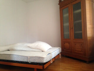  Appartement à louer 4 pièces 80 m²