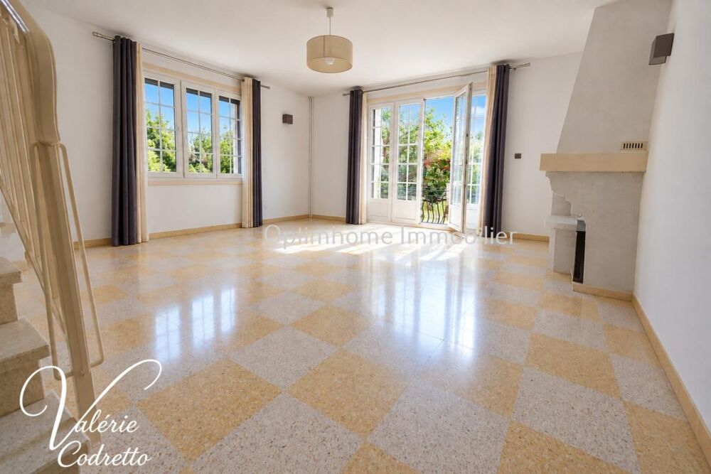 Vente Villa Villa 4 chambres à vendre à La Garde (83) – Jardin, garage et combles aménagés La garde