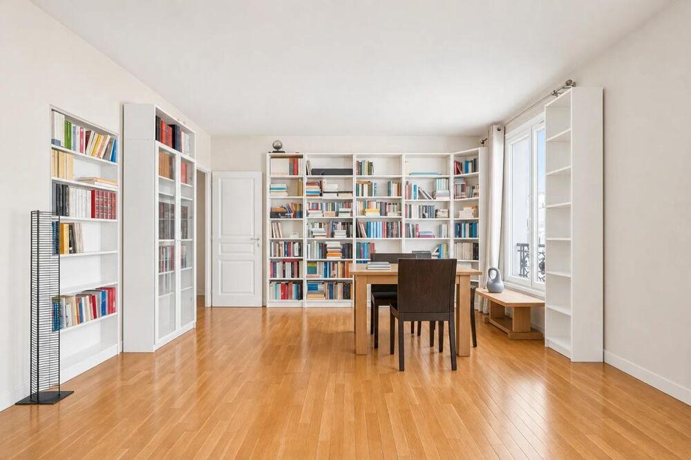 Vente Appartement RARE - Appartement de 3 pièces de 75 m² au cœur du 11 eme (Voltaire) en étage élevé avec ascenseur Paris 11
