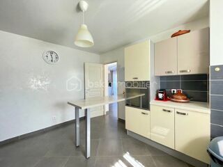  Villa  vendre 7 pices 117 m