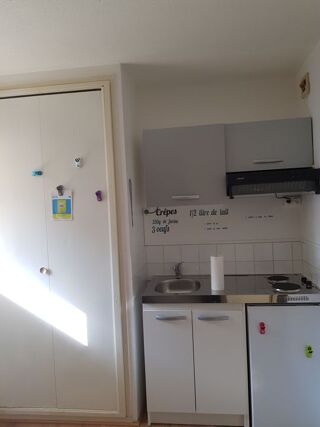  Appartement à louer 1 pièce 20 m²